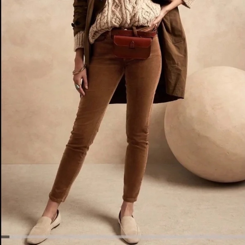 Banana Republic Mid-Rise Skinny Stretch Corduroy Pant in Praline Sz 30
